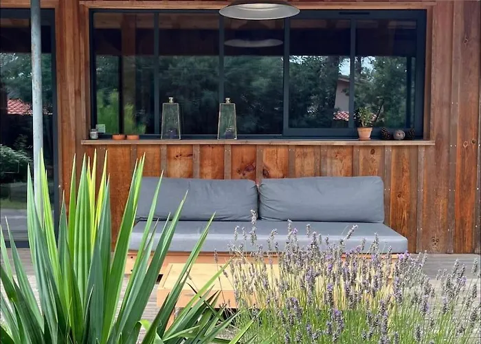 Au Bord Du Semesterbostad *